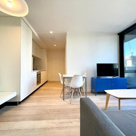 Readyset Apartments At Empire Melbourne Exteriör bild